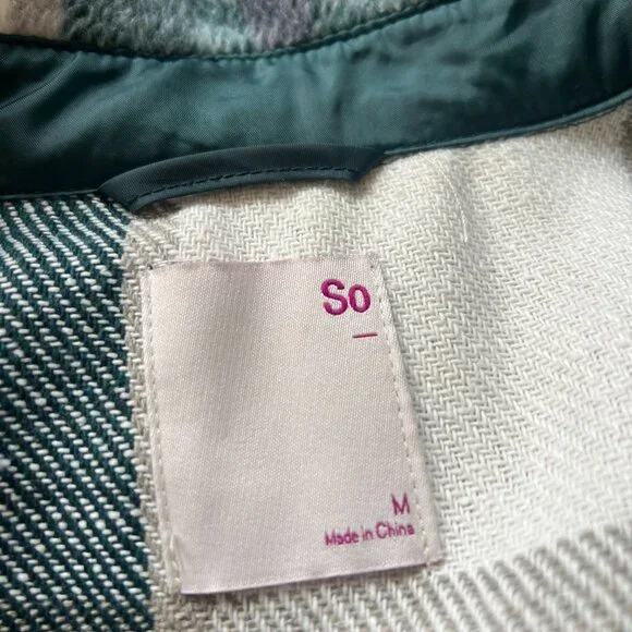 Shacket - Picture 3 of 3